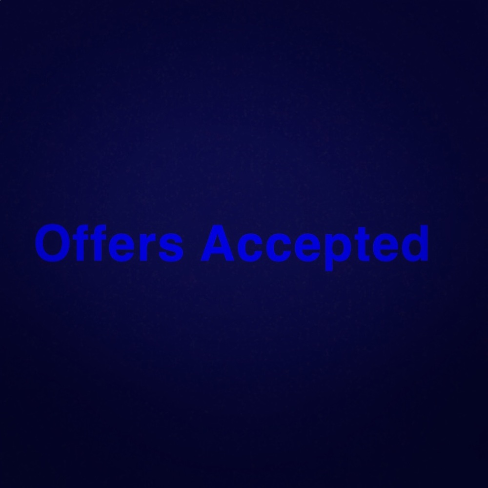 All offers accepted if reasonable 👯‍♂️💃🏾🏃🏾‍♀️